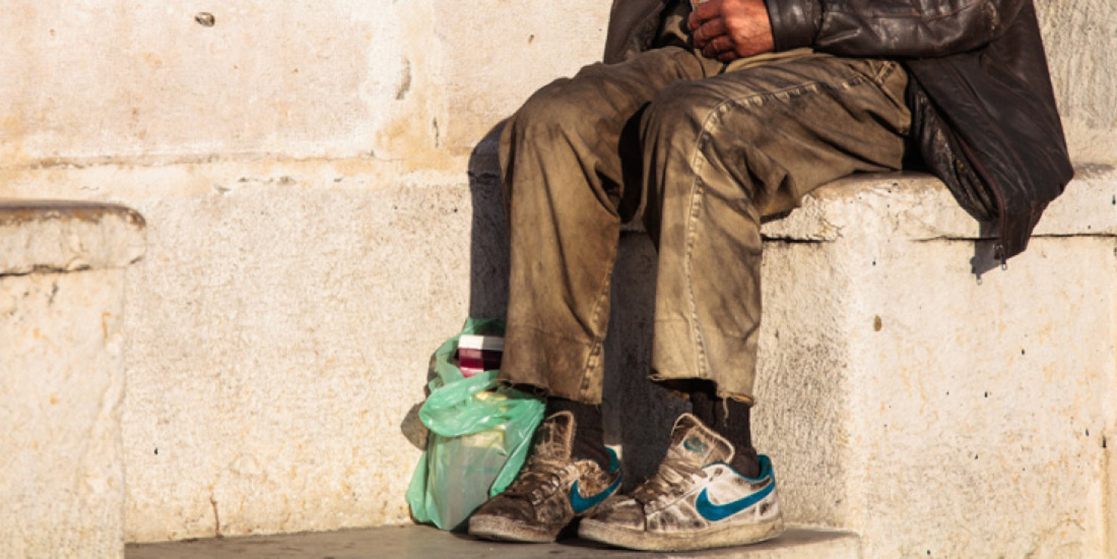 L’ordinanza antibivacco camuffata, oggi il sit-in delle associazioni cittadine<br>«C’è il rischio imminente che chiuda anche l’unico dormitorio rimasto»