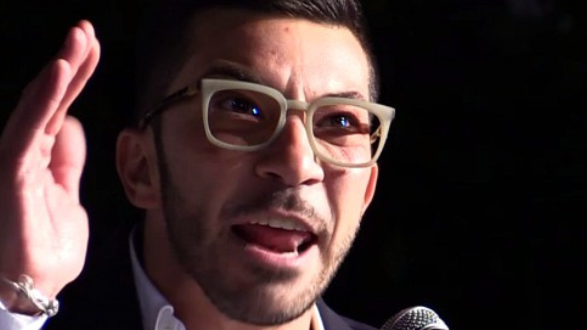 Riccardo Pellegrino condannato per corruzione elettorale è ineleggibile<br>«Si dimetta da vicepresidente del Consiglio e Trantino prenda posizione»