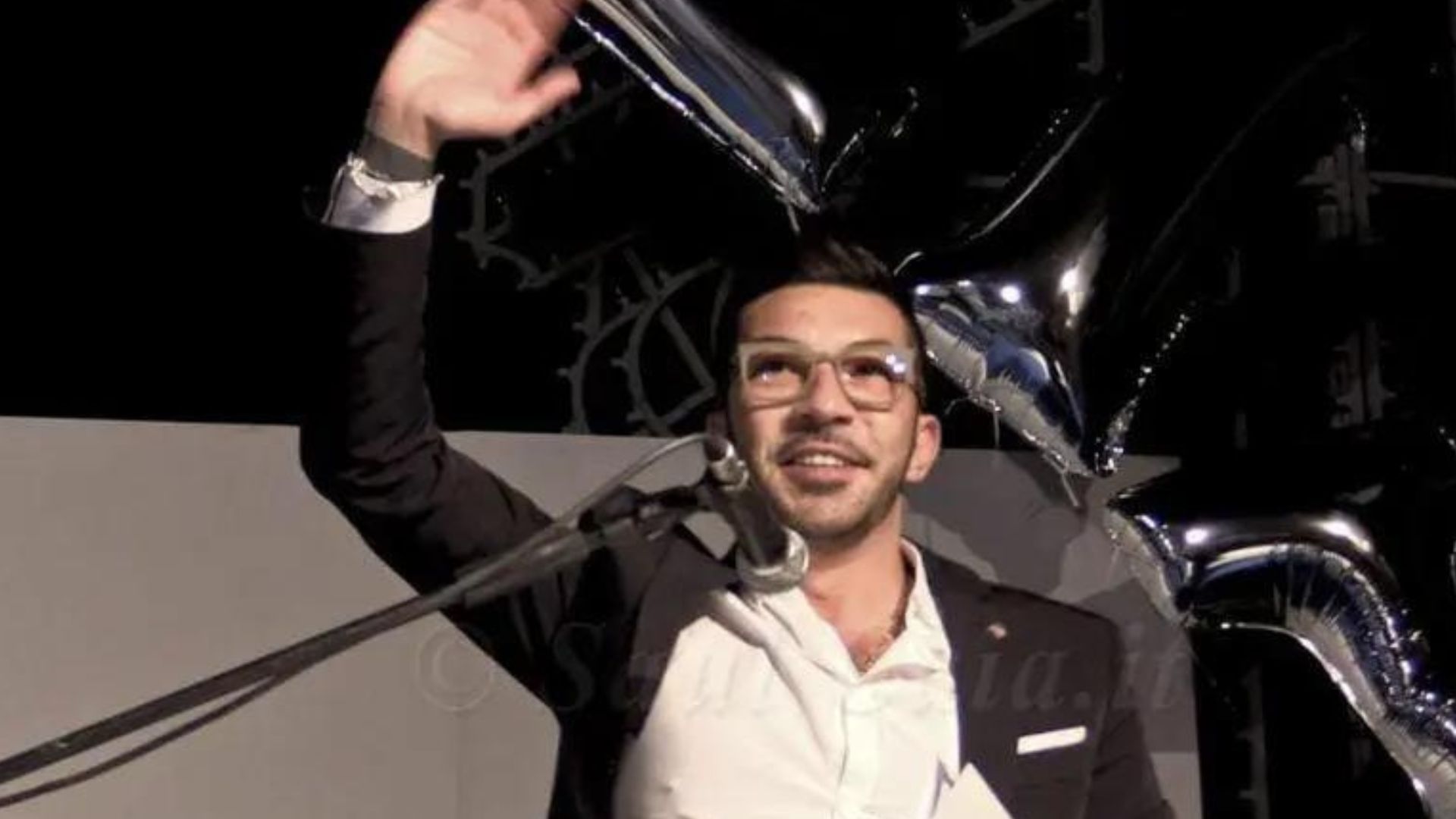 Riccardo Pellegrino corruttore e parente di presunto mafioso è ineleggibile<br> «Rispetto la legge». E perché non si dimette? «A questa domanda non rispondo»