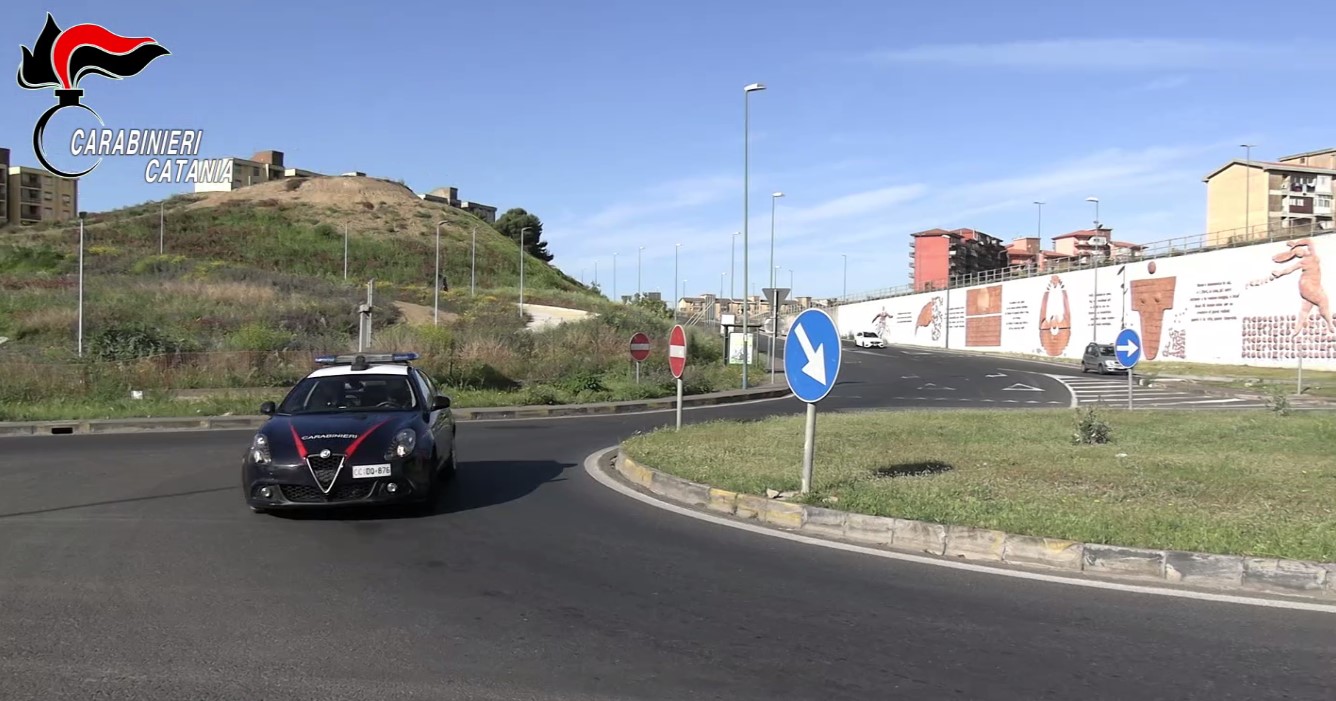 Furti, rapine e ordini di carcerazione per arresti domiciliari non rispettati