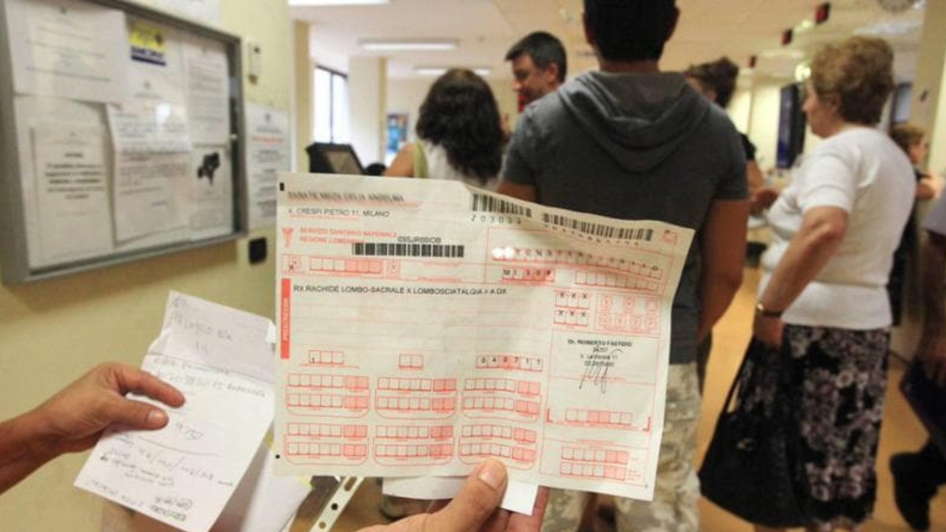 Sanità, liste d’attesa troppo lunghe e scorrimento lento<br>«Se la Regione non interviene sospendiamo il servizio»