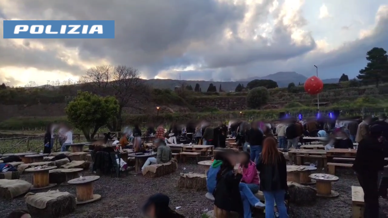 Zafferana, discoteca abusiva in un vitigno alle pendici dell’Etna<br>Elevate multe per complessivi 8mila euro all’organizzatore