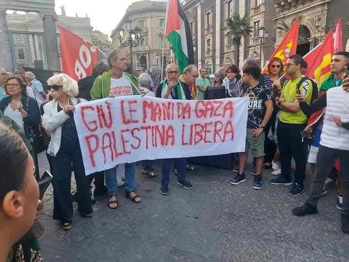 “Giù le mani da Gaza, Palestina libera”, il presidio per lo stop all’invio di armi<br>«Proseguire nella mobilitazione per la pace e imporre il rifiuto della guerra»