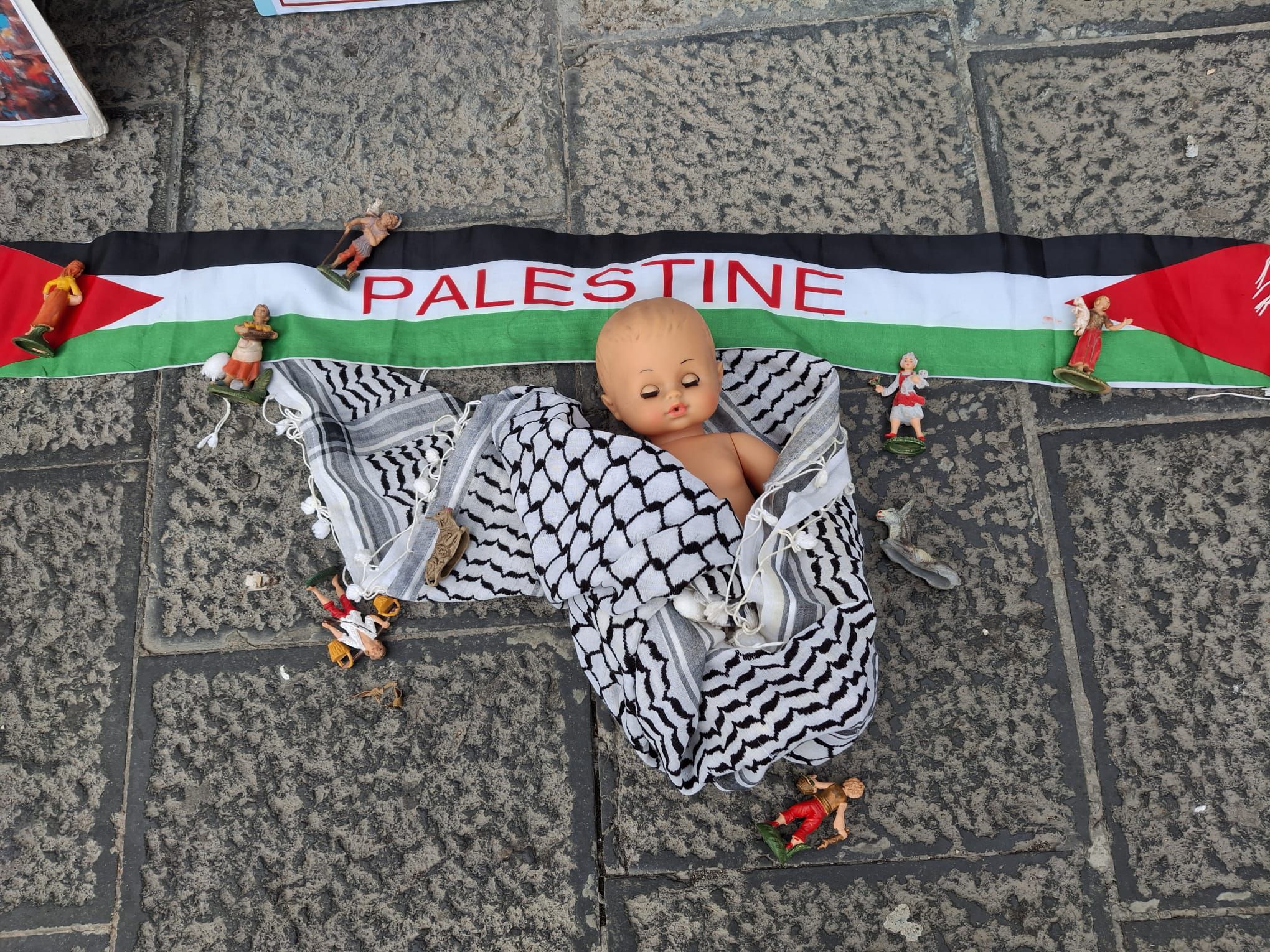 Palestina libera: «Fermiamo e boicottiamo Israele»